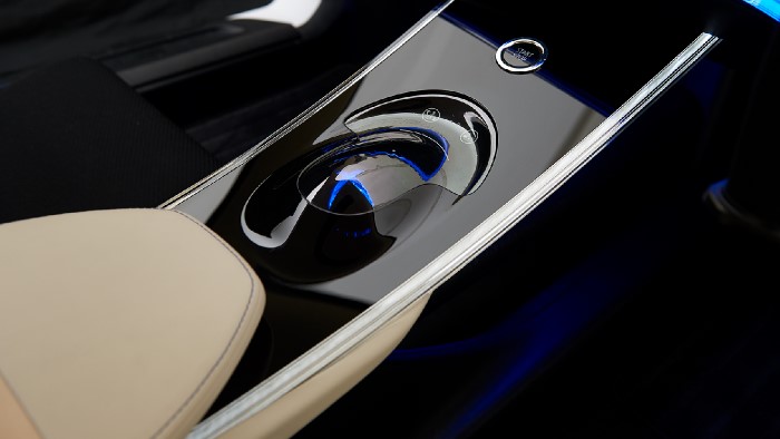 プラスチック光ファイバーを用いた車載用アンビエント照明イメージ